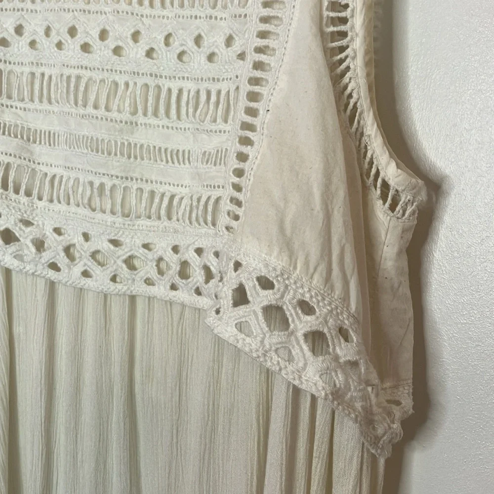 Free People cream eyelet collared tunic top - Picture 3 of 9
